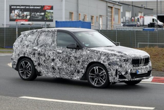 BMW新型X1プロトタイプ