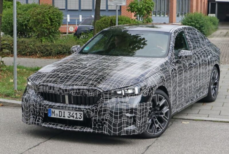 BMW時期型5シリーズプロト